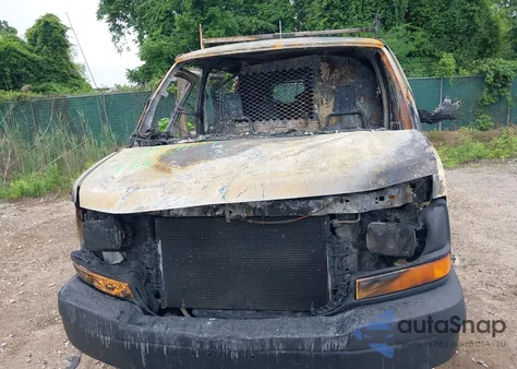 2004 Chevrolet Express from USA, damaged, VIN 1GCGG29VX41203790